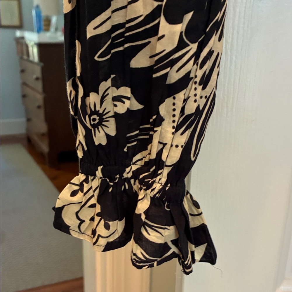 FARM Rio Black and Cream Bird Print Blouse - Picture 4 of 6